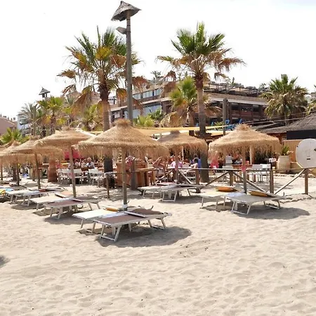 2br, 1bth Flat Near Puerto Banus Appartement *