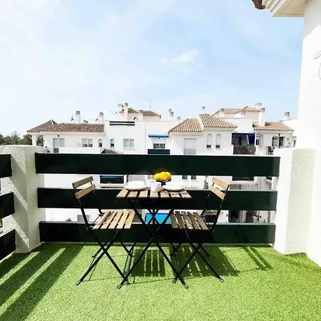 Appartement 2br, 1bth Flat Near Puerto Banus *
