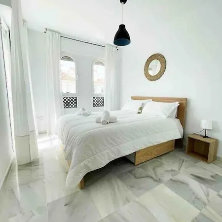 Appartement 2br, 1bth Flat Near Puerto Banus *
